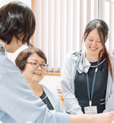 スタッフの働く様子