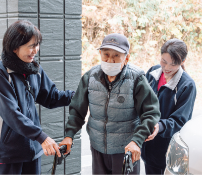 スタッフの働く様子